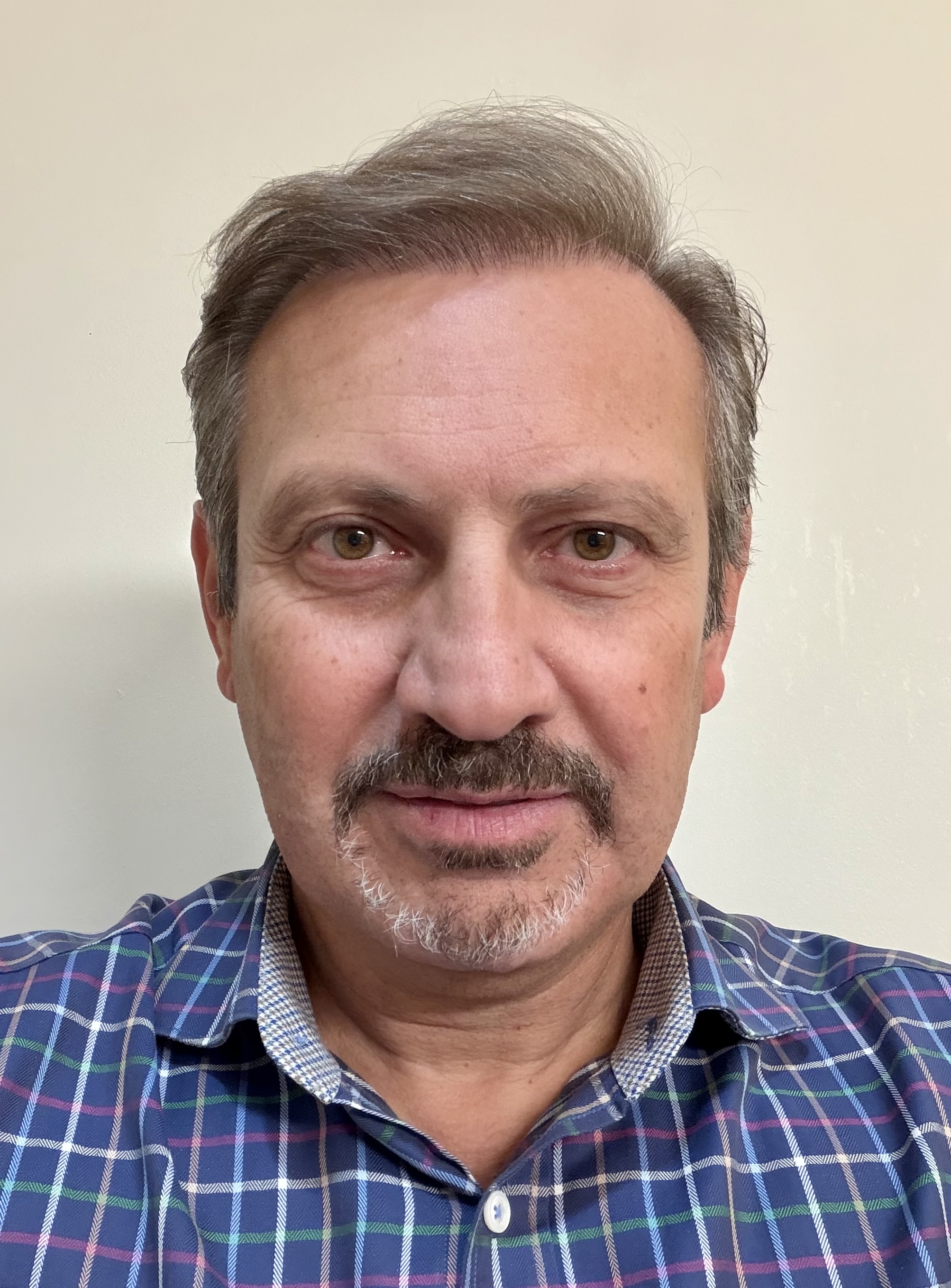 Dr. Gokhan Alptekin